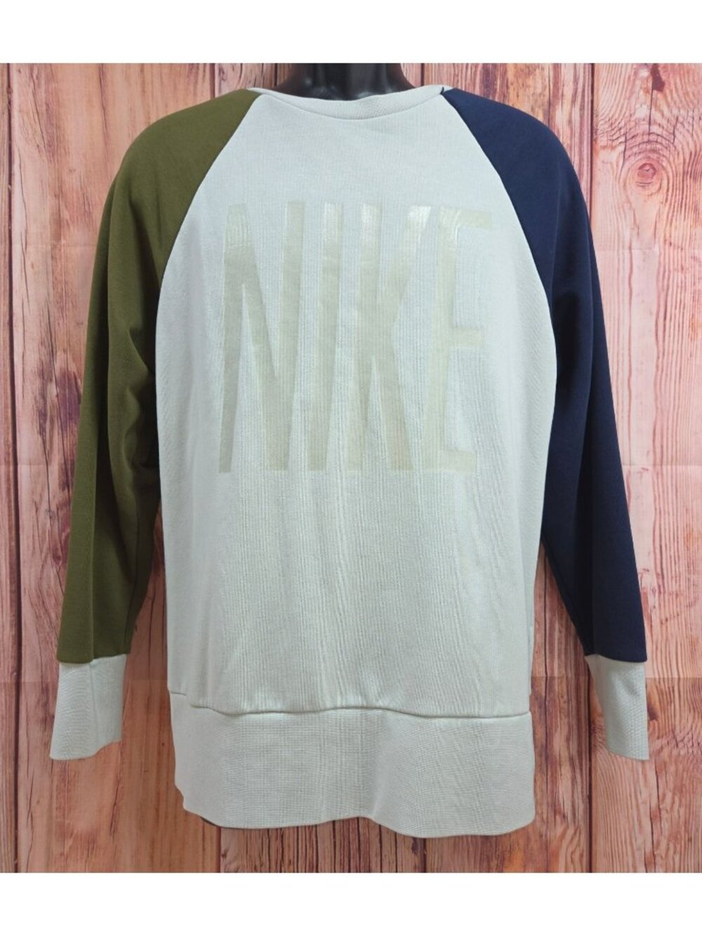 Nike Dri-Fit Raglan Colorblock Sweatshirt Small - Picture 2 of 7